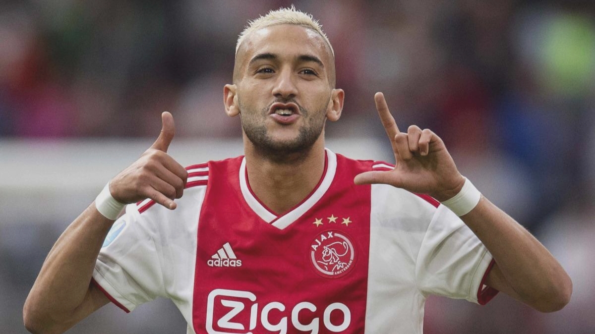 حكيم زياش يستعد لتعويض غياب روبن فان بومل مع كبير الدوري الهولندي